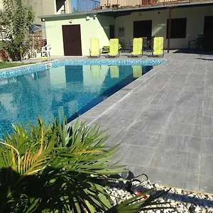 3* Gasthuis Chill Out Beach Apartments