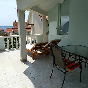 Apartman Otok, Trogir