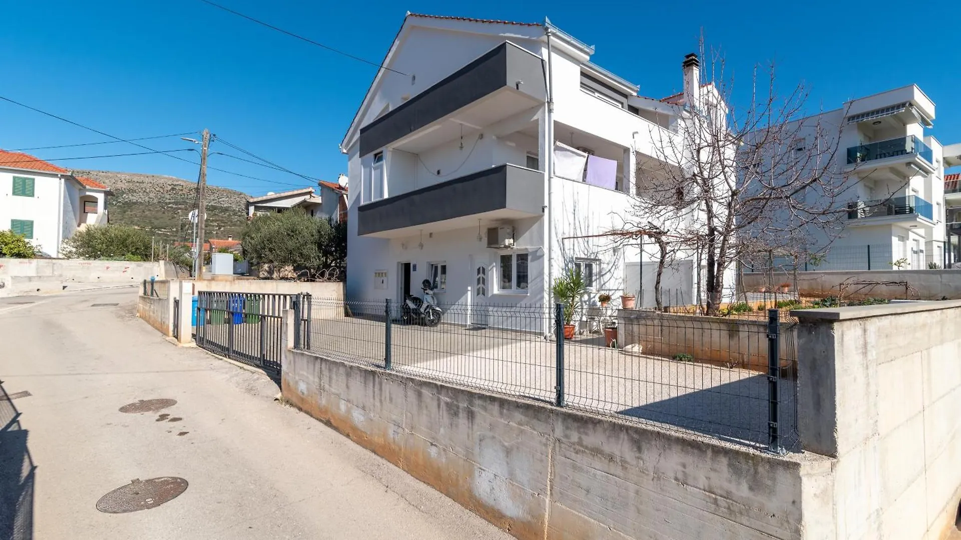 Sara Apartmant Trogir-Dragulin Croatia