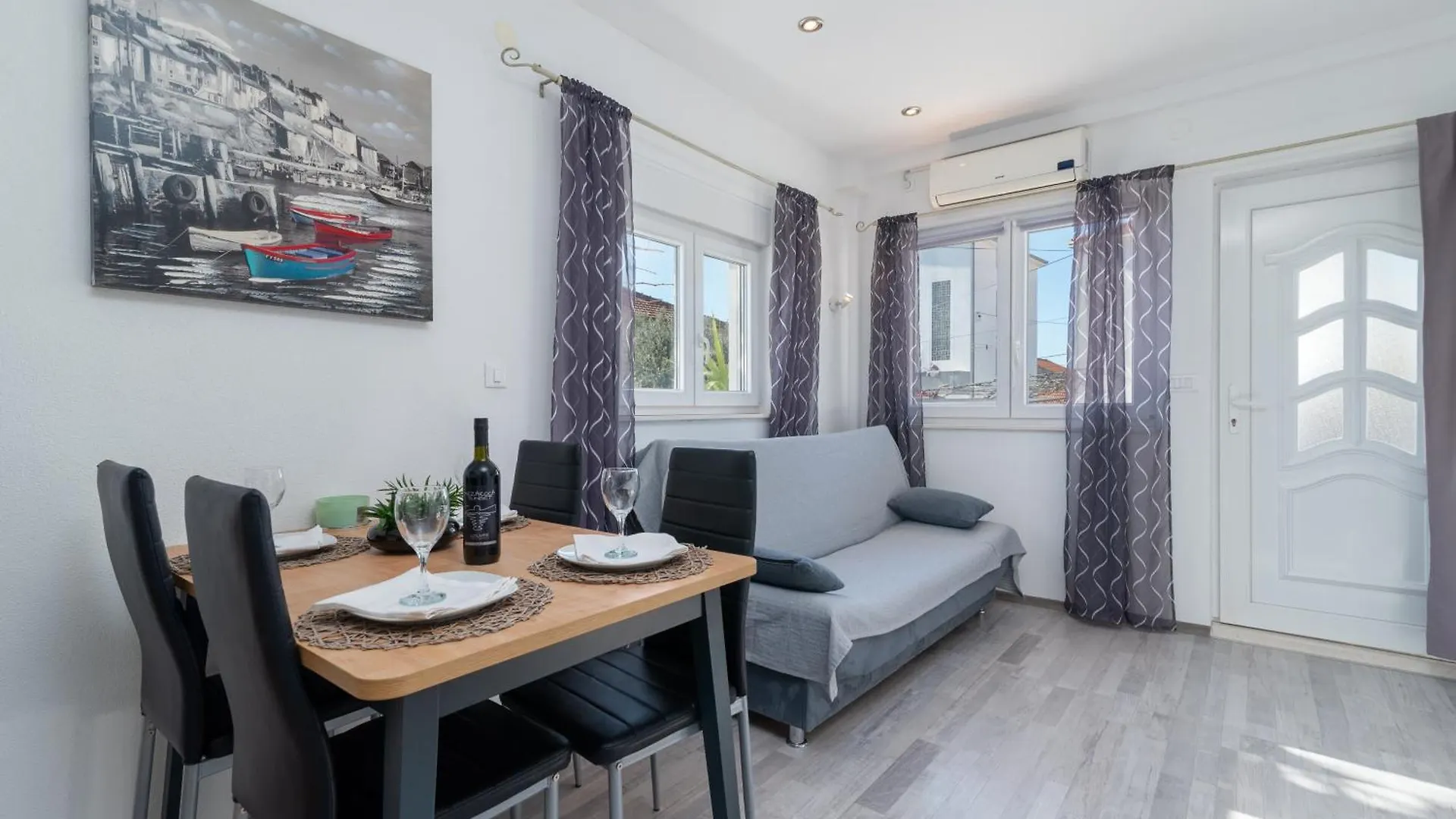 Sara Apartmant Trogir-Dragulin