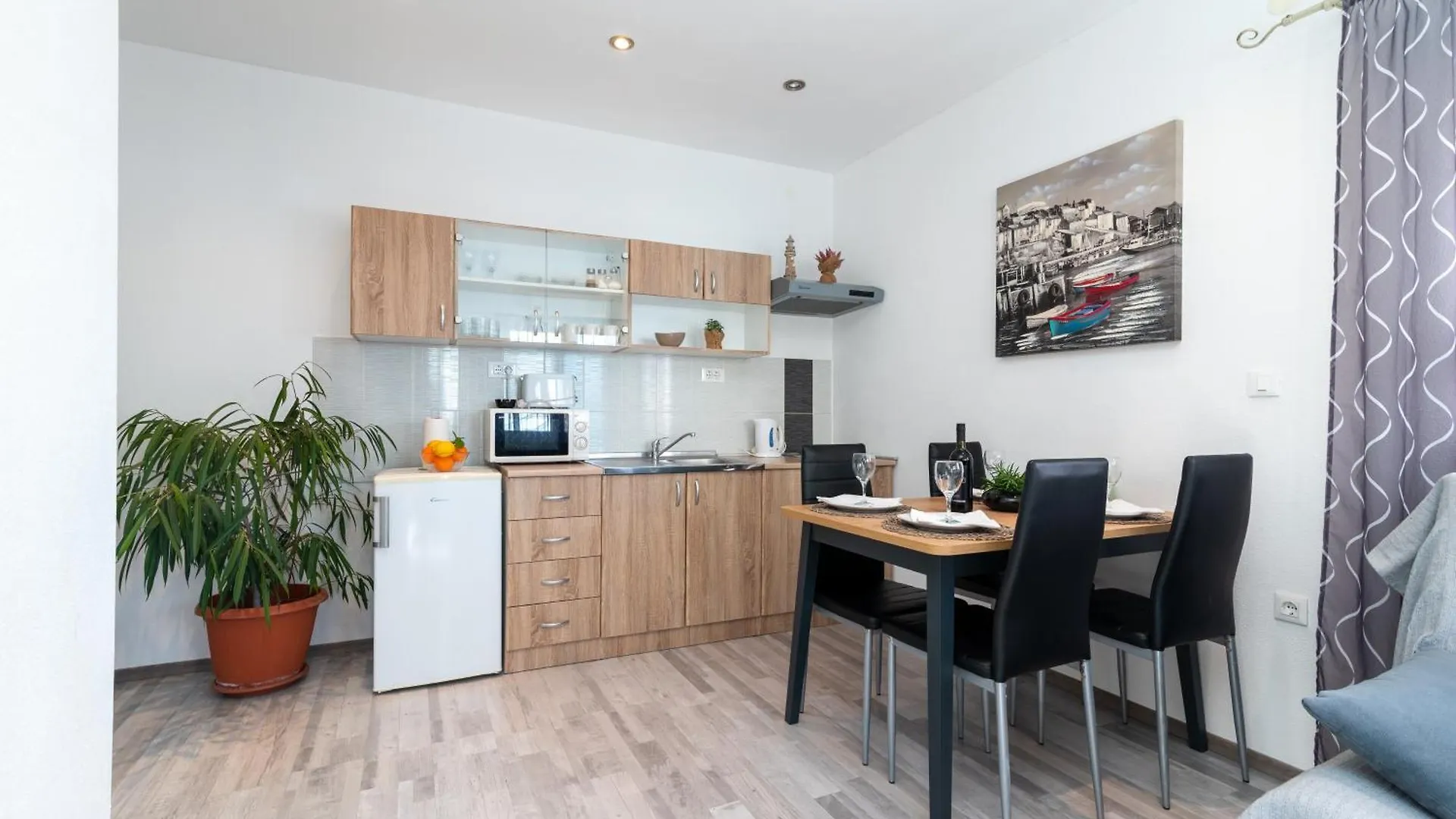 Sara Apartmant Trogir-Dragulin Apartment